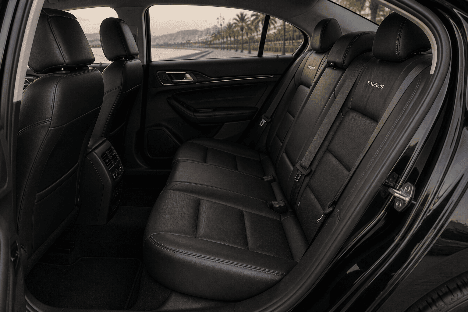 Ford Tarus Side Seats