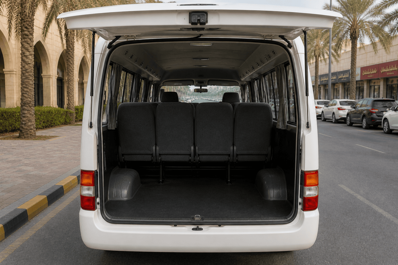 Toyota Coaster Trunk