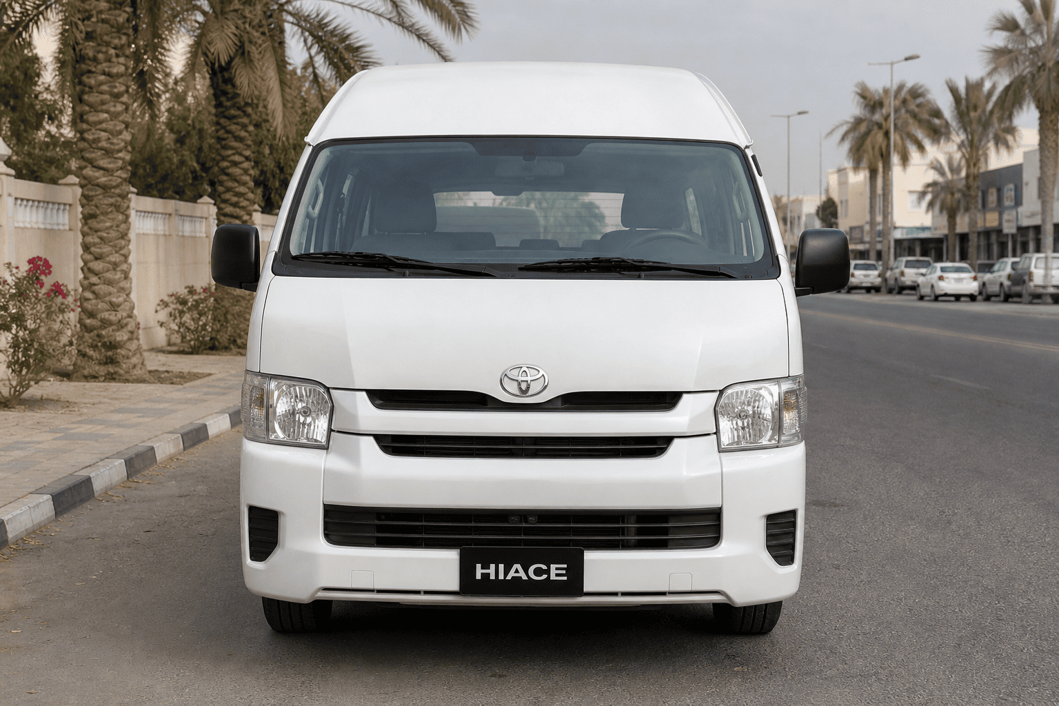 Toyota Hiace Front